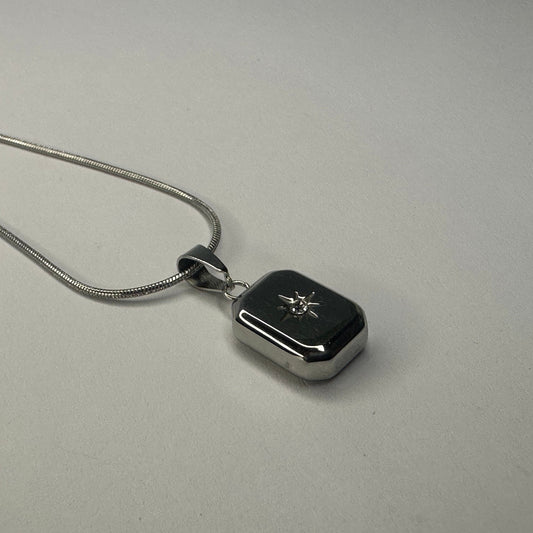 Aris Midnight Charm Silver